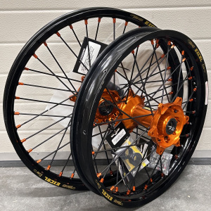 Enduro sada kol HaanWheels KTM EXC 24-.. Excel Blk 21x1,6+18x2,15 / Org Hub + Org Nipl + Blk Spk 