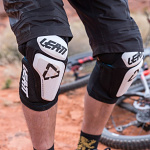 Chrániče kolen Leatt Knee Guard 3DF 6.0 White Black