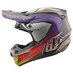 MX helma TroyLeeDesigns SE5 Carbon Helmet Stripes Black Purple 2026