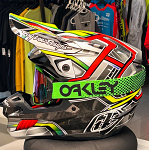 MX helma TroyLeeDesigns SE5 Composite Helmet Lowrider Gray 2026
