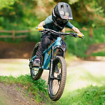 Dětská integrální MTB helma LEATT MTB 1.0 Gravity Junior Helmet 