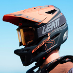 Integrální MTB helma LEATT MTB Gravity 6.0 Carbon V25 Glow 2025 2026