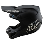 MX helma TroyLeeDesigns SE5 Carbon Helmet Mono Black 2025 17247200